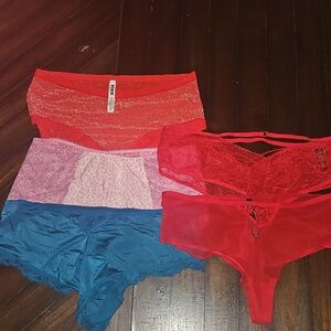 Nwot Victoria's Secret Bundle Cheeky Panties